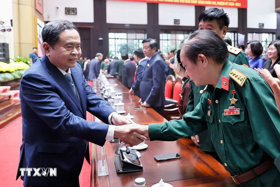 Chủ tịch Quốc hội Trần Thanh Mẫn với đại biểu dự Đại hội. (Ảnh: Doãn Tấn/TTXVN)