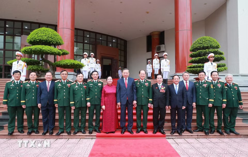 Tổng Bí thư, Chủ tịch nước Tô Lâm và các đại biểu. (Ảnh: Trọng Đức/TTXVN)