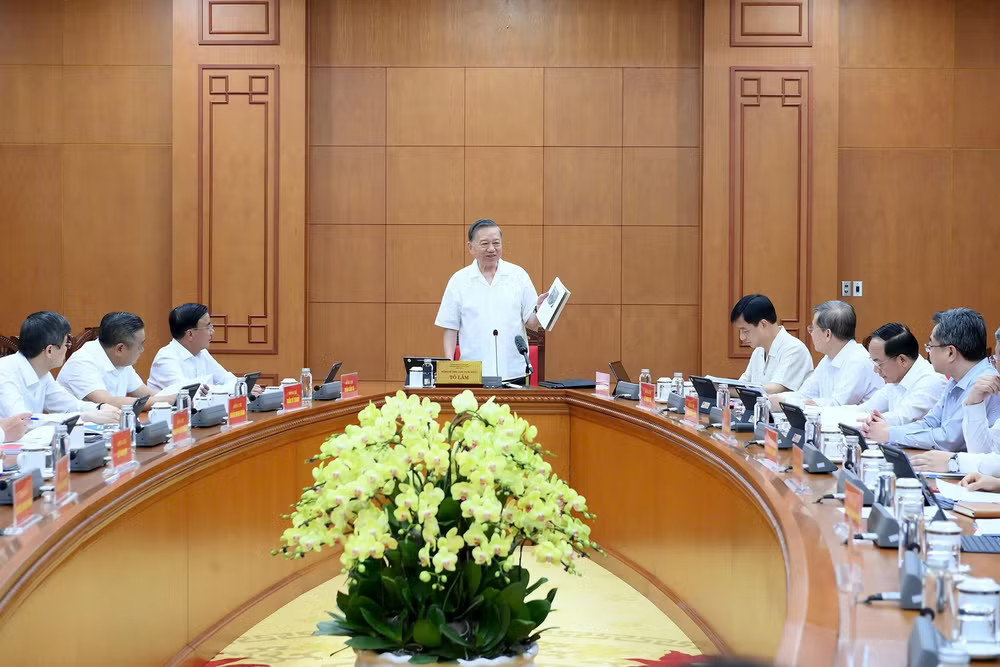 Tổng Bí thư, Chủ tịch nước Tô Lâm chủ trì cuộc làm việc. (Ảnh ĐĂNG KHOA) z7946683216848-16251e69f4c9df7615ce32d492107133.jpg