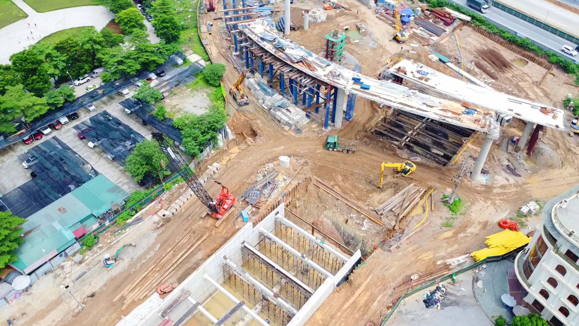Thiết kế hầm chui trực thông 4 làn xe tại nút giao