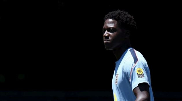Kobbie Mainoo thừa nhận Clarence Seedorf là một trong những thần tượng lớn nhất của mình.