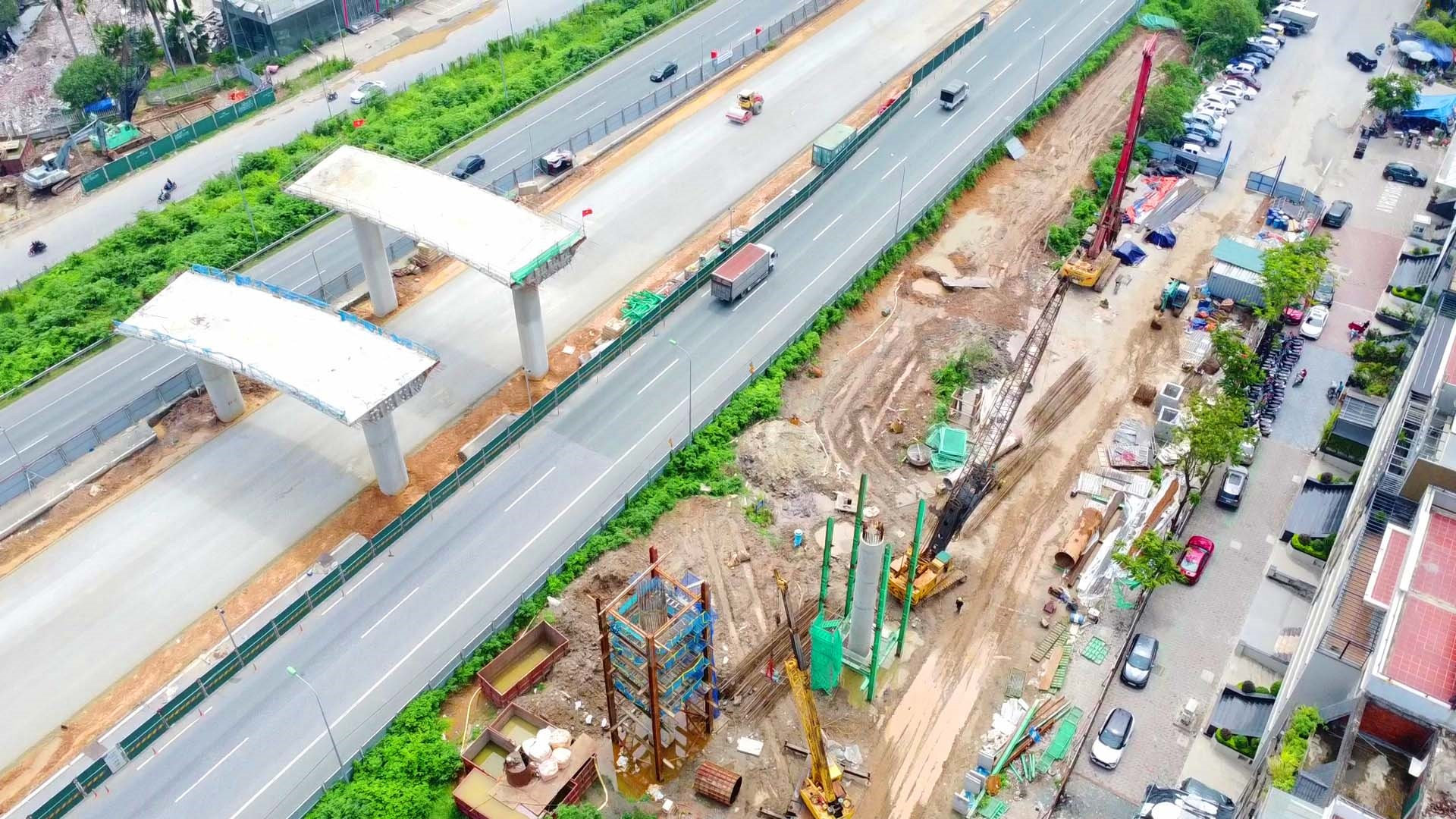 Thi công cọc khoan nhồi và mố trụ cầu tại công trường