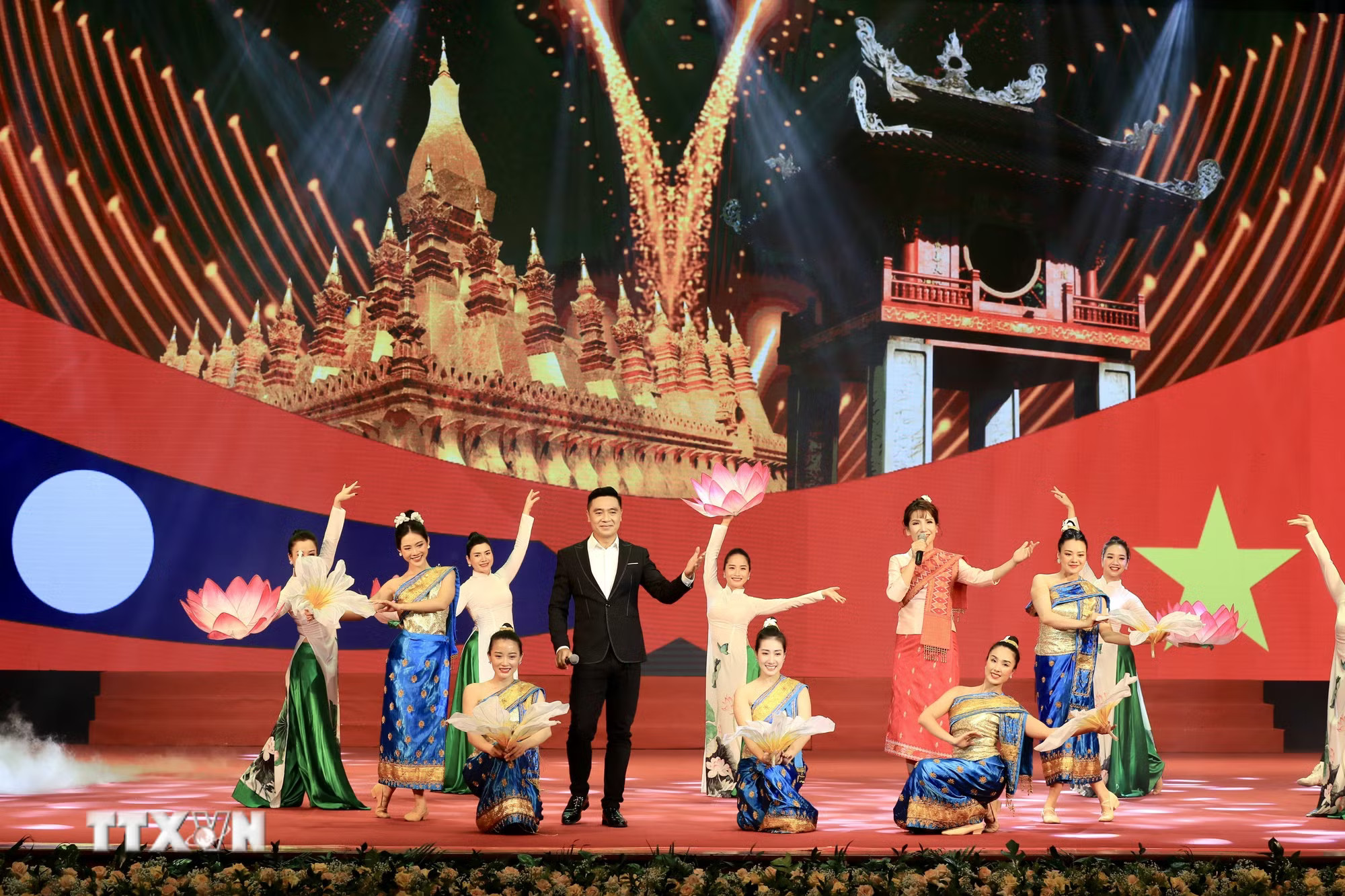 ttxvn-viet-nam-lao.jpg