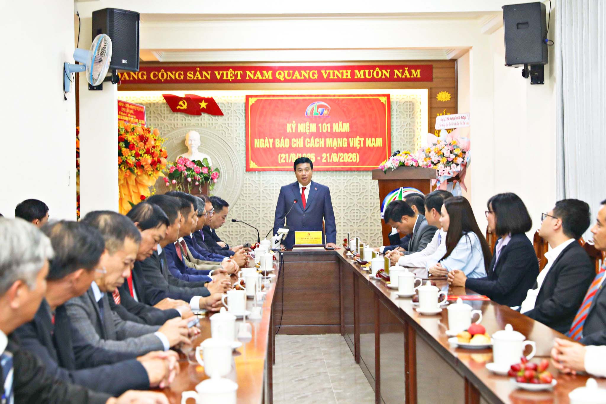 7-1-.jpg