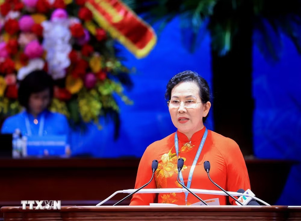 ttxvn-1806-dai-hoi-phu-nu-toan-quoc-43.jpg