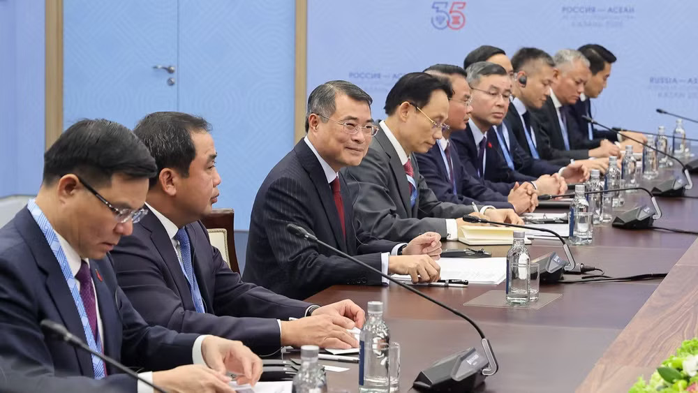 Thủ tướng Chính phủ Lê Minh Hưng phát biểu ý kiến tại cuộc hội kiến. (Ảnh: VGP/Nhật Bắc) a2-9751.jpg