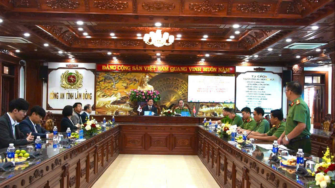 cong-an-lam-dong-1-(1).jpg