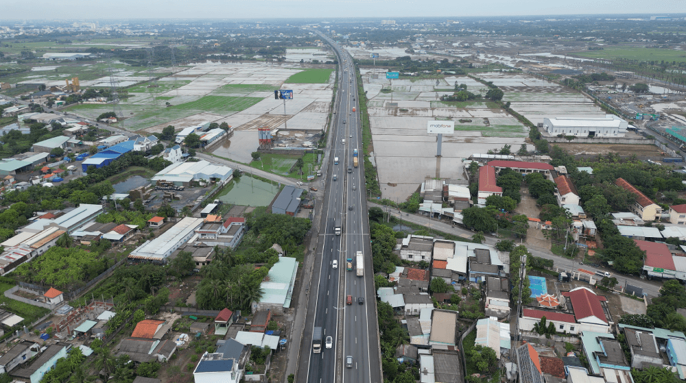 Thi công cao tốc tại Việt Nam