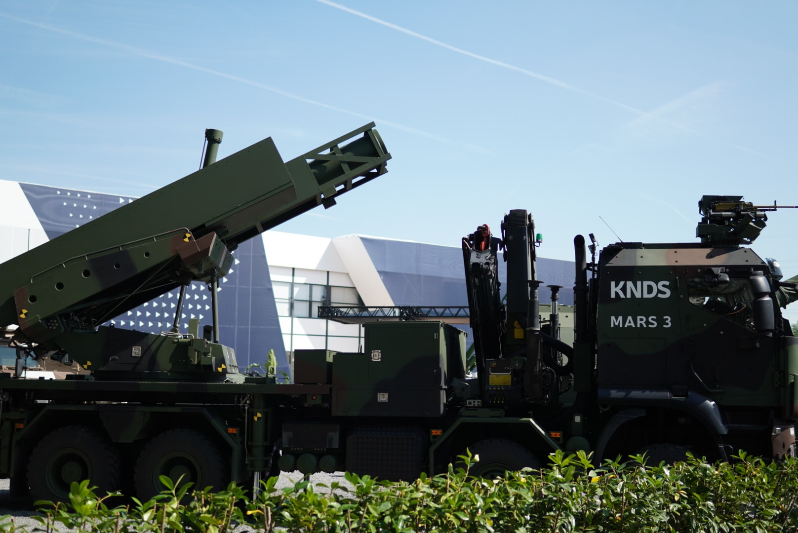 Hệ thống pháo phản lực MARS 3 tại triển lãm quốc phòng Eurosatory 2026
