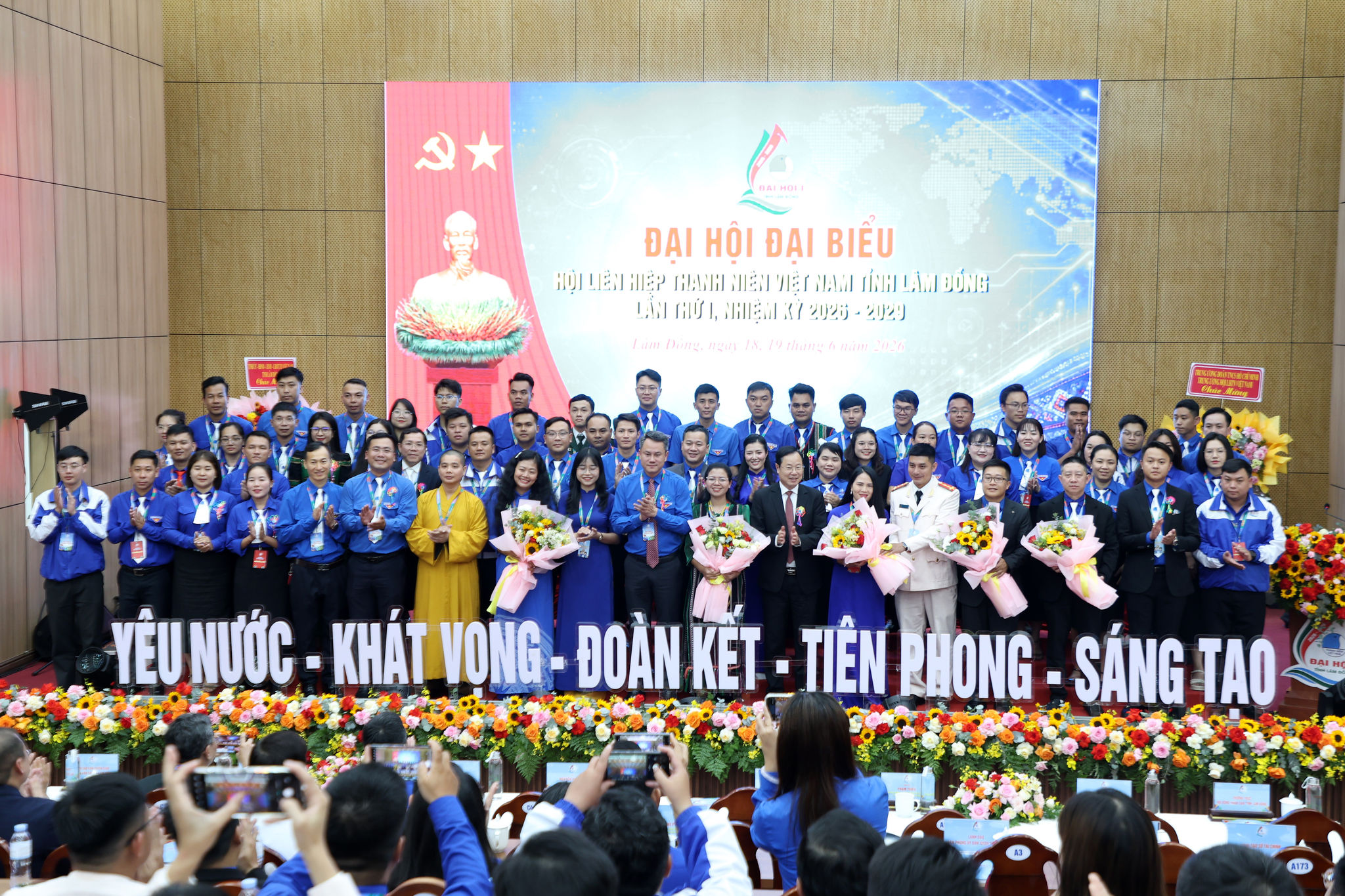 Ban Chấp hành Hội LHTN Việt Nam tỉnh Lâm Đồng nhiệm kỳ 2026 - 2029 ra mắt Đại hội