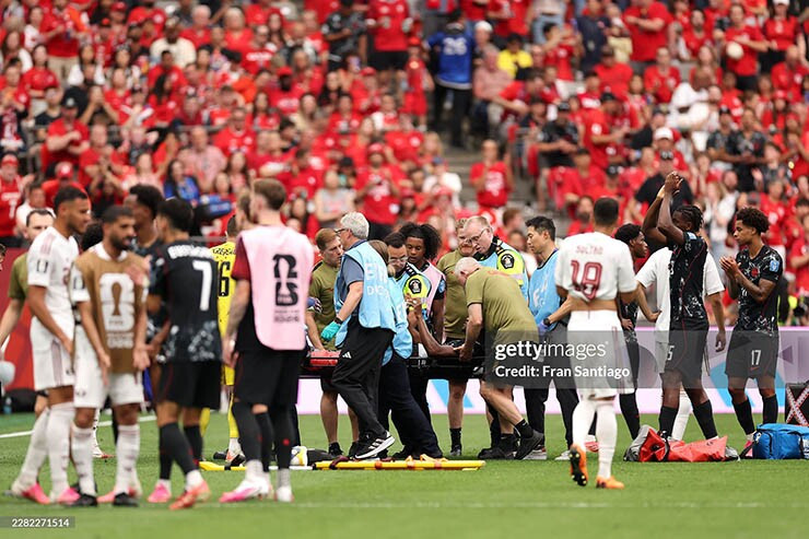 Sao Canada gãy chân nghiêm trọng, đau đớn chia tay World Cup 2026 - 3