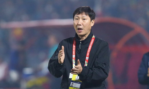 Huấn luyện viên Kim Sang-sik tập trung cho đội tuyển quốc gia thay vì dẫn dắt Olympic tại ASIAD 2026.