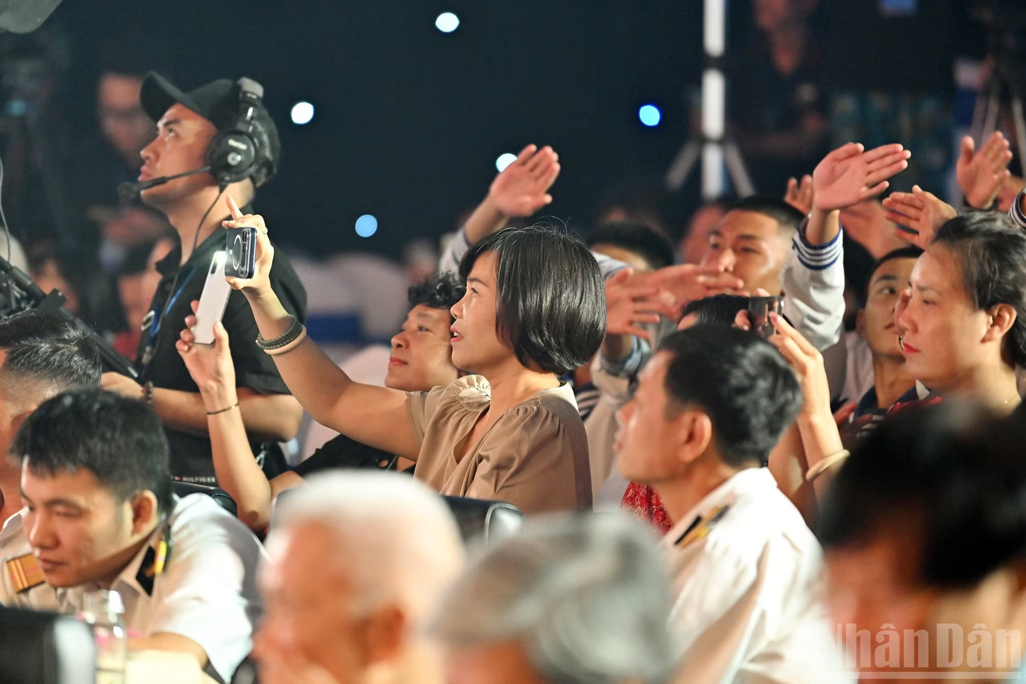 ndo_br_chi-1107.jpg
