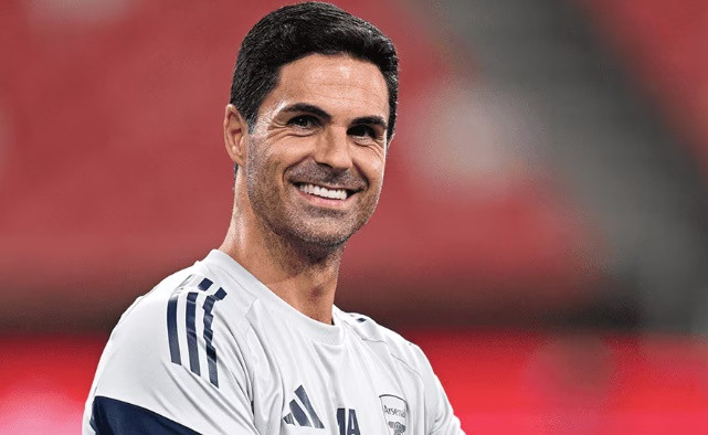 Trajneri i Arsenalit, Mikel Arteta është i njohur për vizionin e tij afatgjatë në tregun e transferimeve.