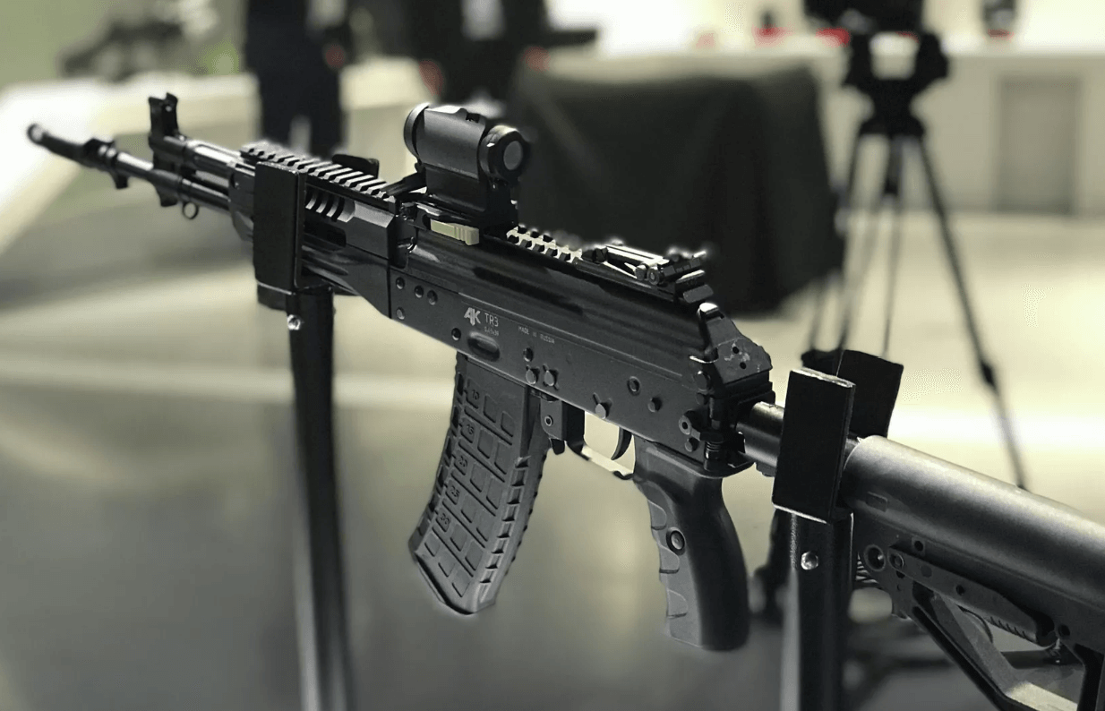 Súng trường tấn công AK-12 phiên bản cải tiến của Nga