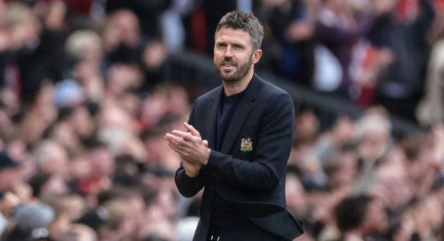 Michael Carrick kỳ vọng giúp Manchester United đua vô địch Ngoại hạng Anh 2026/27