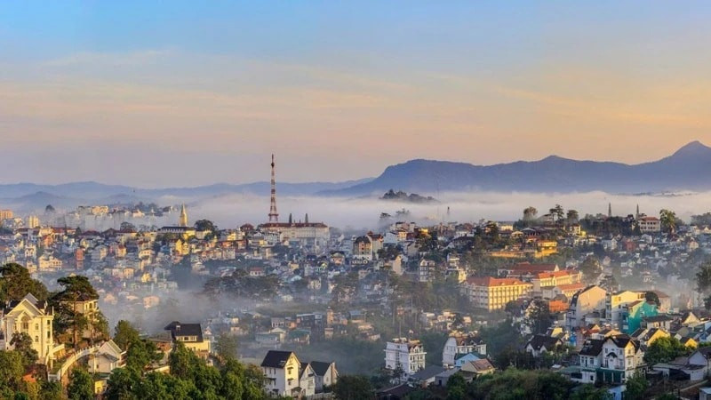 Sân bay Liên Khương hoạt động trở lại thúc đẩy du lịch Đà Lạt, Lâm Đồng