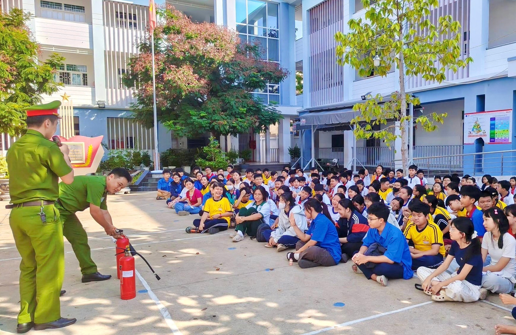 Sinh hoạt hè 5