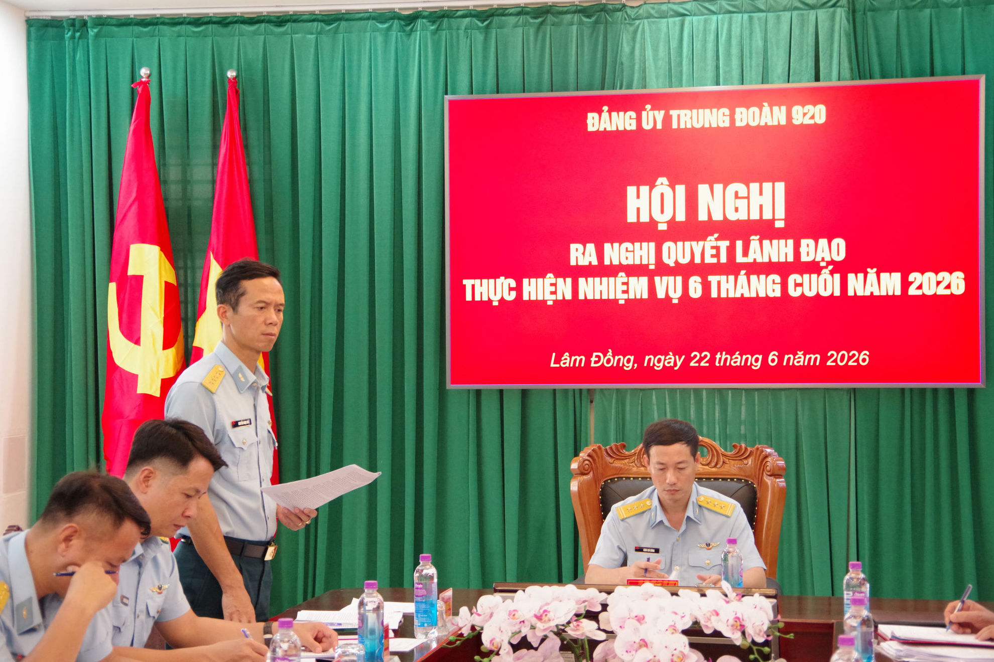 anh-2.-dai-ta-nguyen-ngoc-do-pho-bi-thu-dang-uy-trung-doan-truong-phat-bieu-tai-hoi-nghi(1).jpg