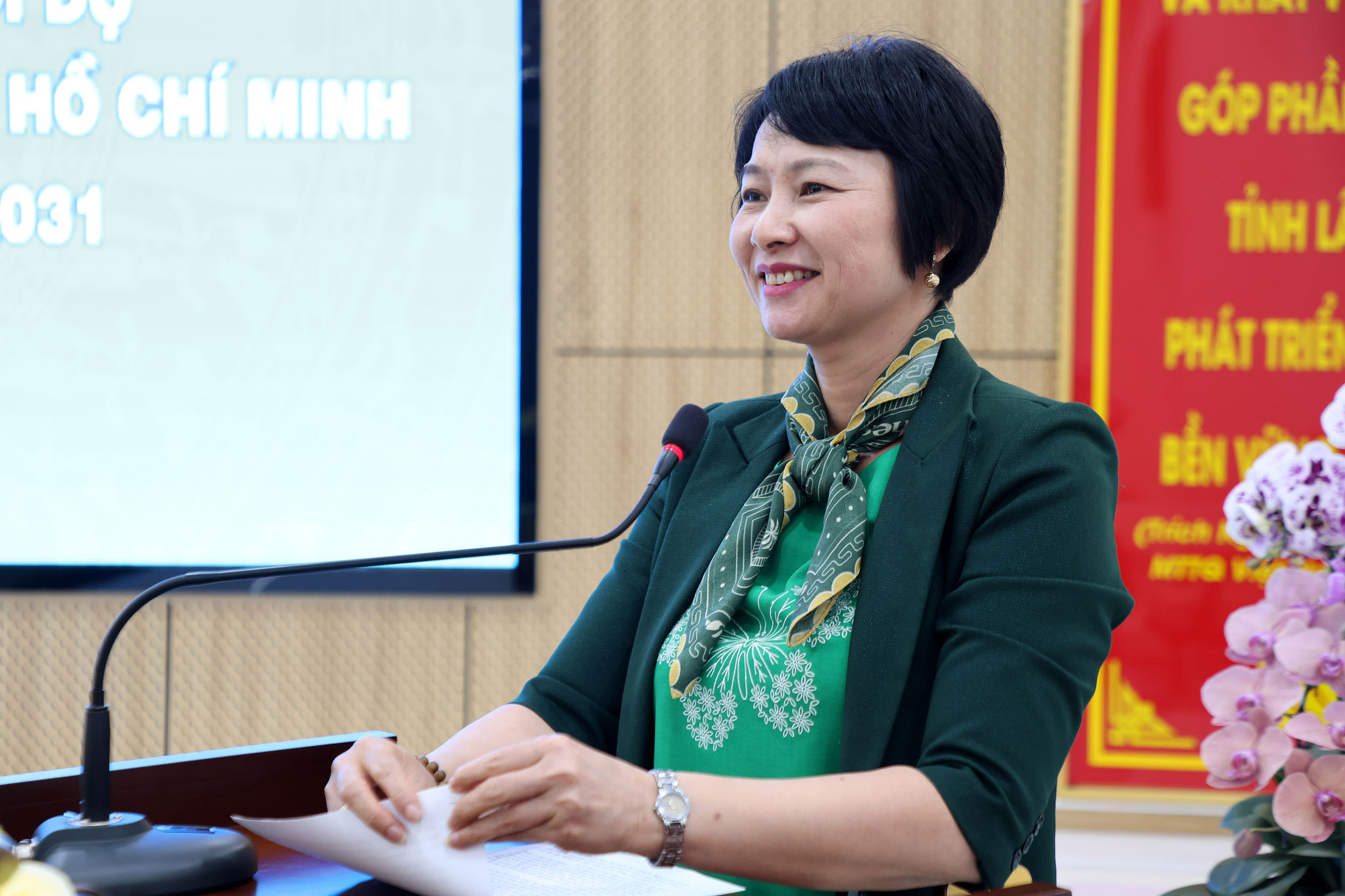 Doan thanh nien 5