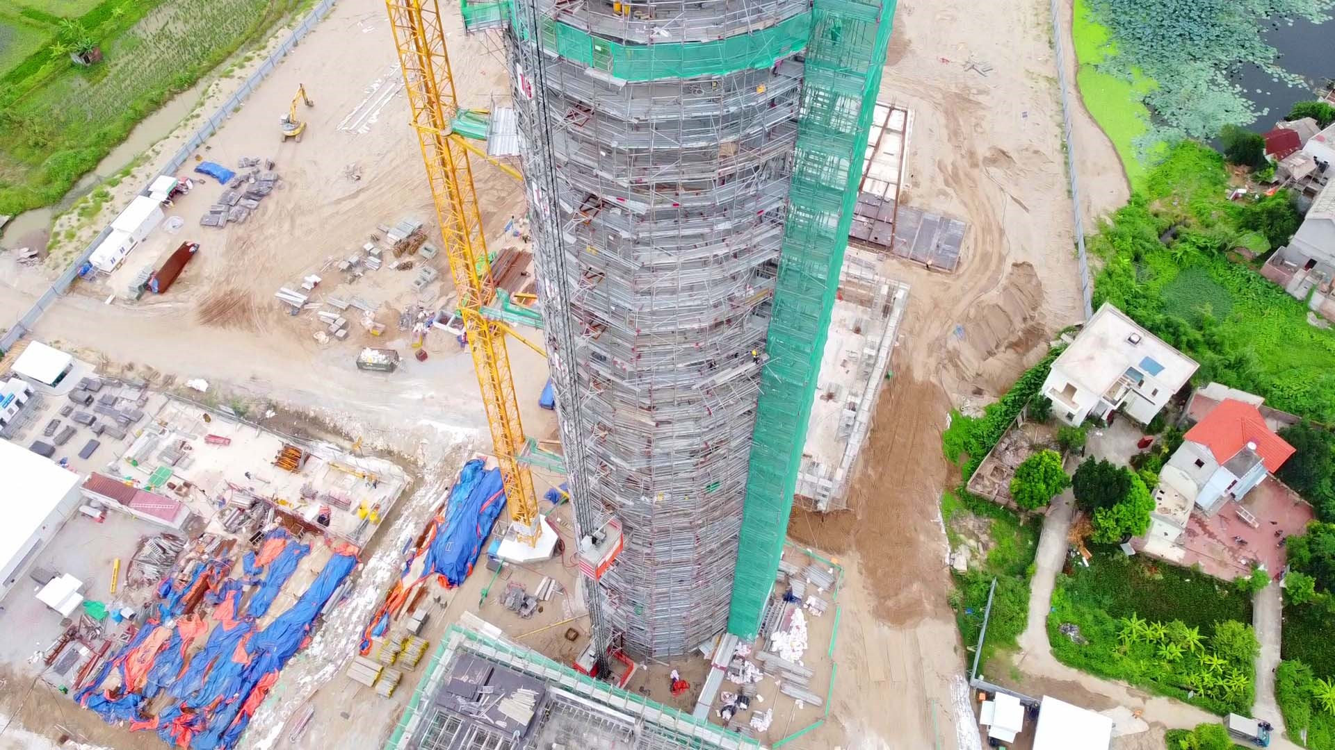 Coteccons tham gia liên danh tổng thầu thực hiện các gói thầu quan trọng.