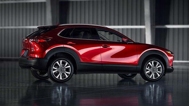 Đuôi xe Mazda CX-30 thiết kế vững chãi