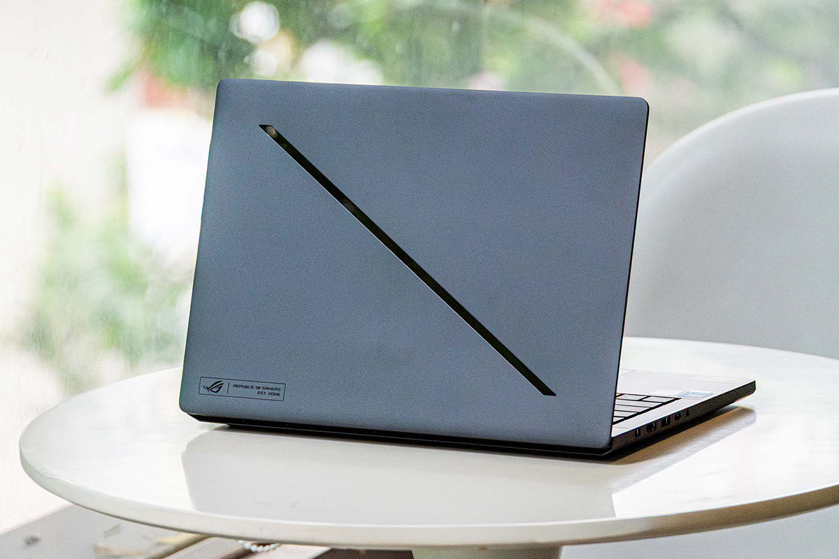 Thiết kế mỏng nhẹ của ROG Zephyrus G14 và G16