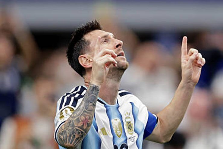 Lionel Messi lập kỷ lục ghi bàn ở trận gặp Áo, vượt qua Klose để có 17 bàn tại các kỳ World Cup