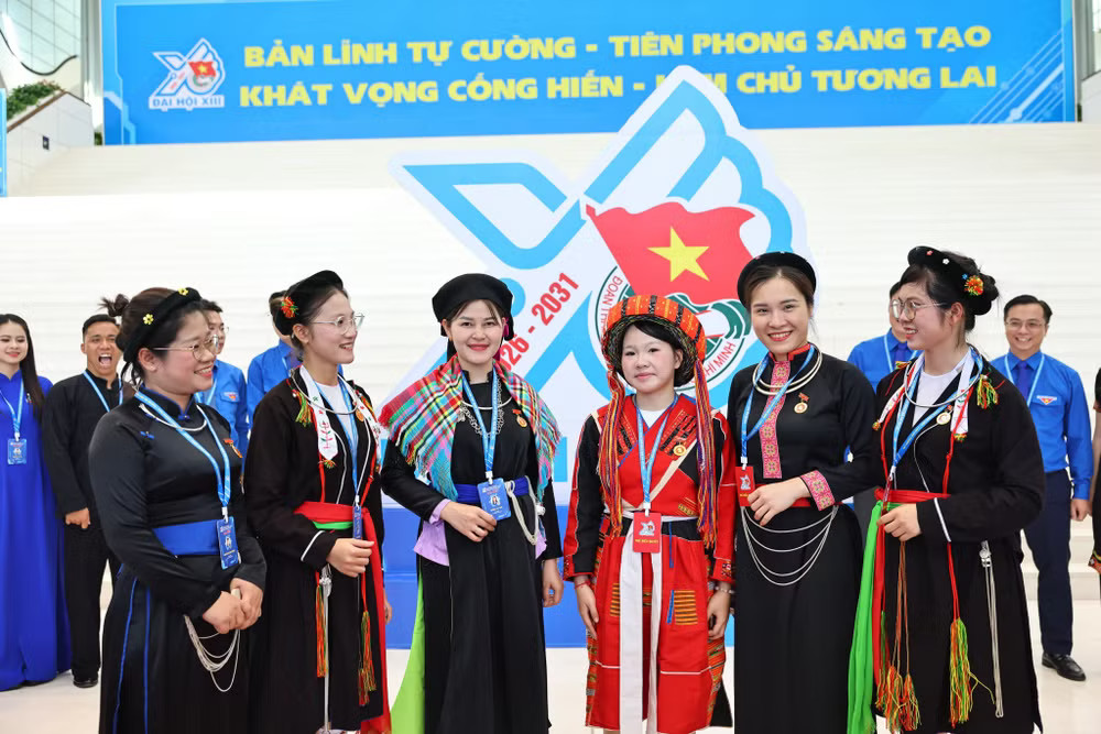 vna-potal-786-dai-bieu-du-dai-hoi-doan-toan-quoc-lan-thu-xiii-8844654.jpg