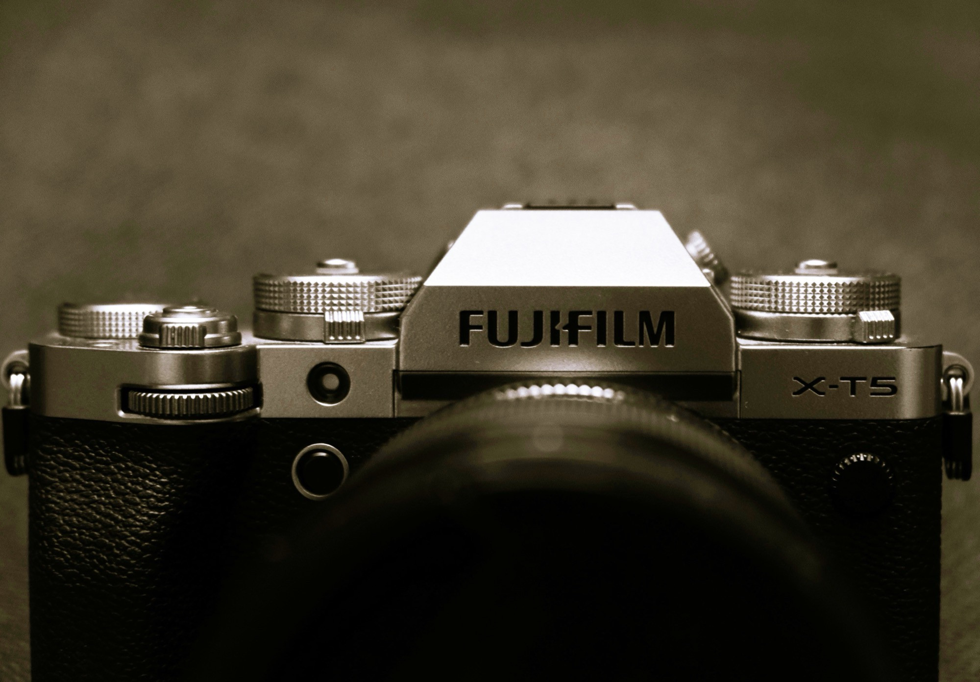 Fujifilm X-T5 và dự kiến về phiên bản kế nhiệm X-T6