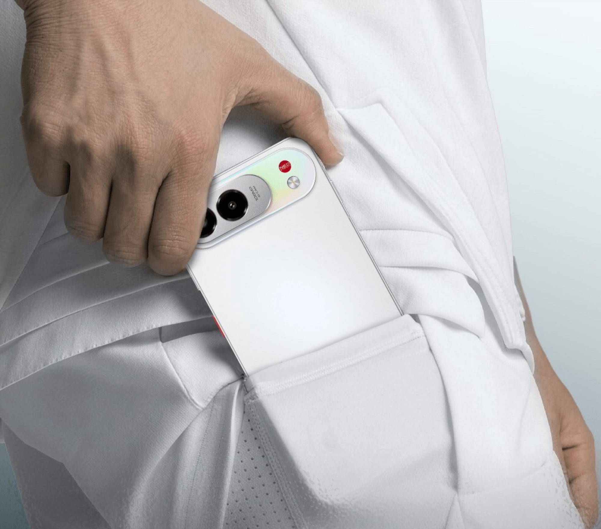 Mặt trước và mặt sau Nubia Air Pro