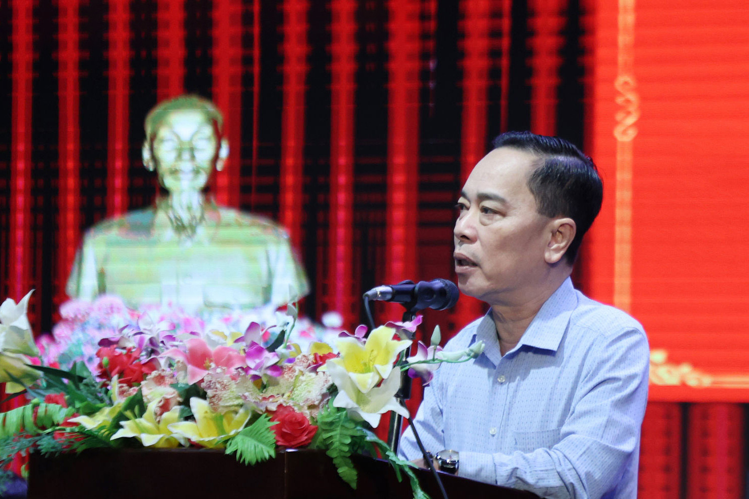 Đồng chí Lê Huy Toàn, Bí thư Đảng ủy, Giám đốc Báo và Phát thanh, Truyền hình tỉnh Lâm Đồng phát biểu khai mạc hội nghị