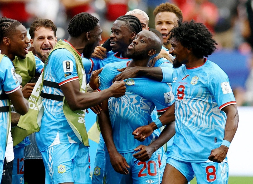 Các cầu thủ CHDC Congo trong buổi tập chuẩn bị cho trận đấu quyết định tại World Cup 2026.