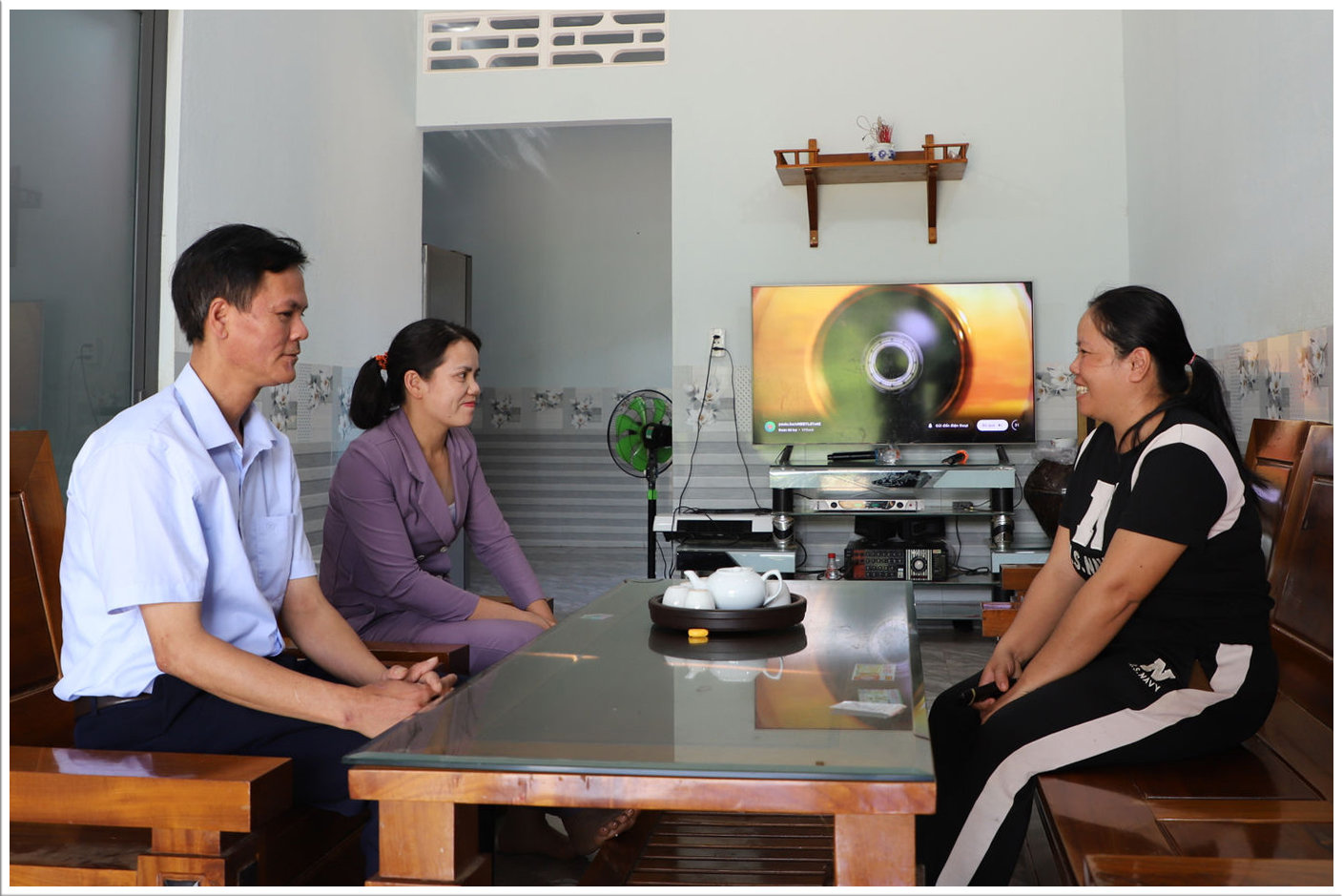 cac-chuong-trinh-muc-tieu-quoc-gia-dang-tro-thanh-dong-luc-quan-trong-giup-dong-bao-dan-toc-thieu-so-tu-tin-phat-trien-kinh-te-xay-dung-cuoc-song-am-no.jpg