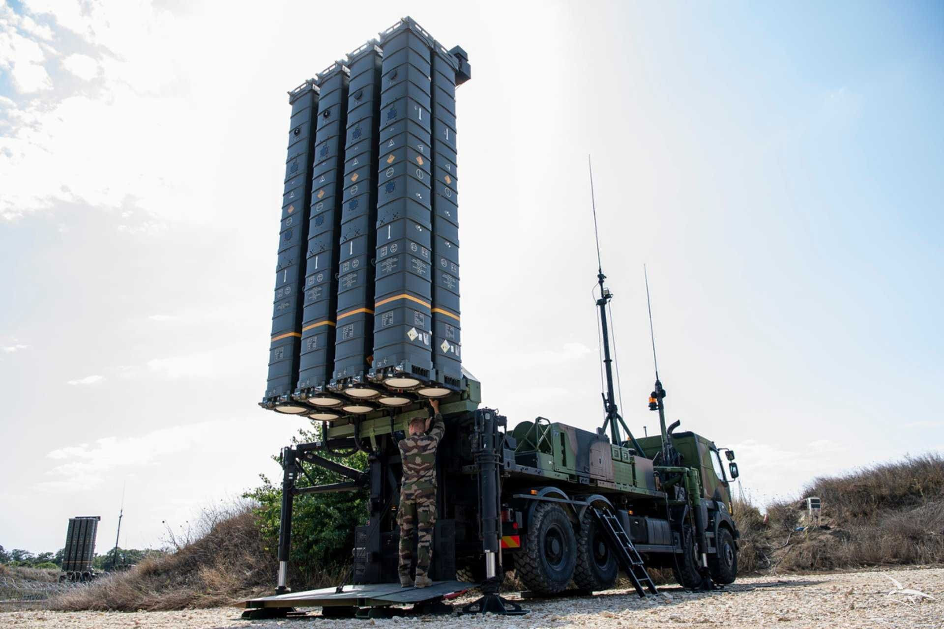 Hệ thống phòng không SAMP/T NG trang bị radar AESA và tên lửa Aster 30