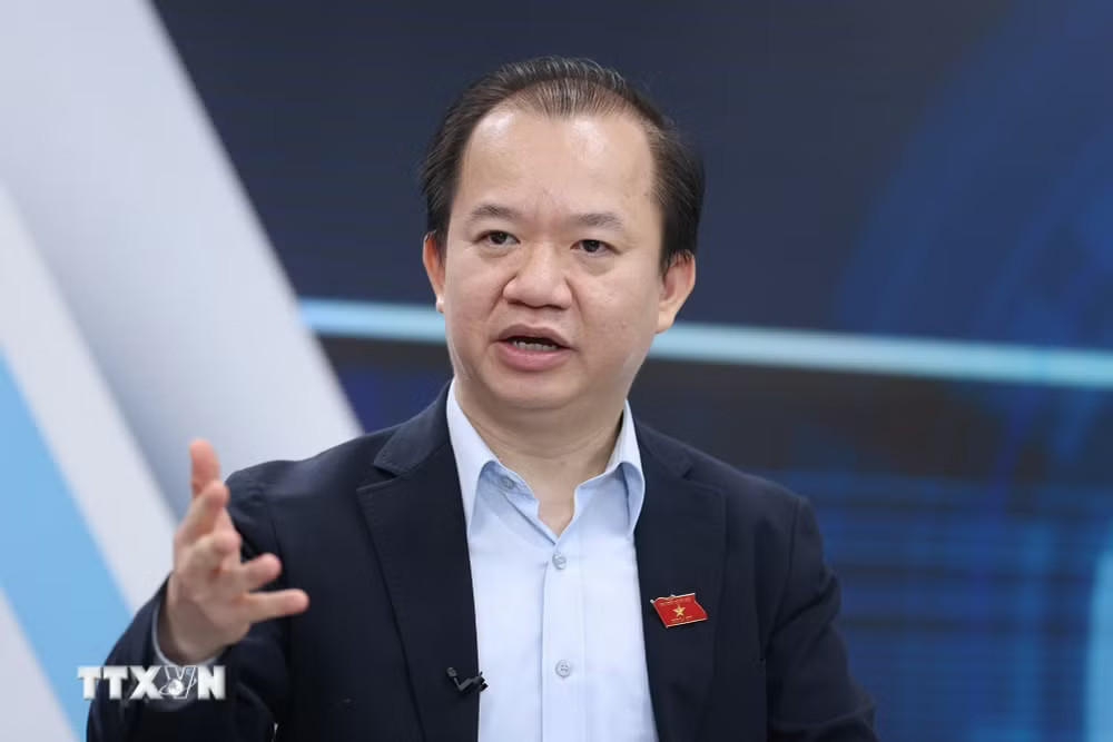 ttxvn-pgs-ts-bui-hoai-son.jpg