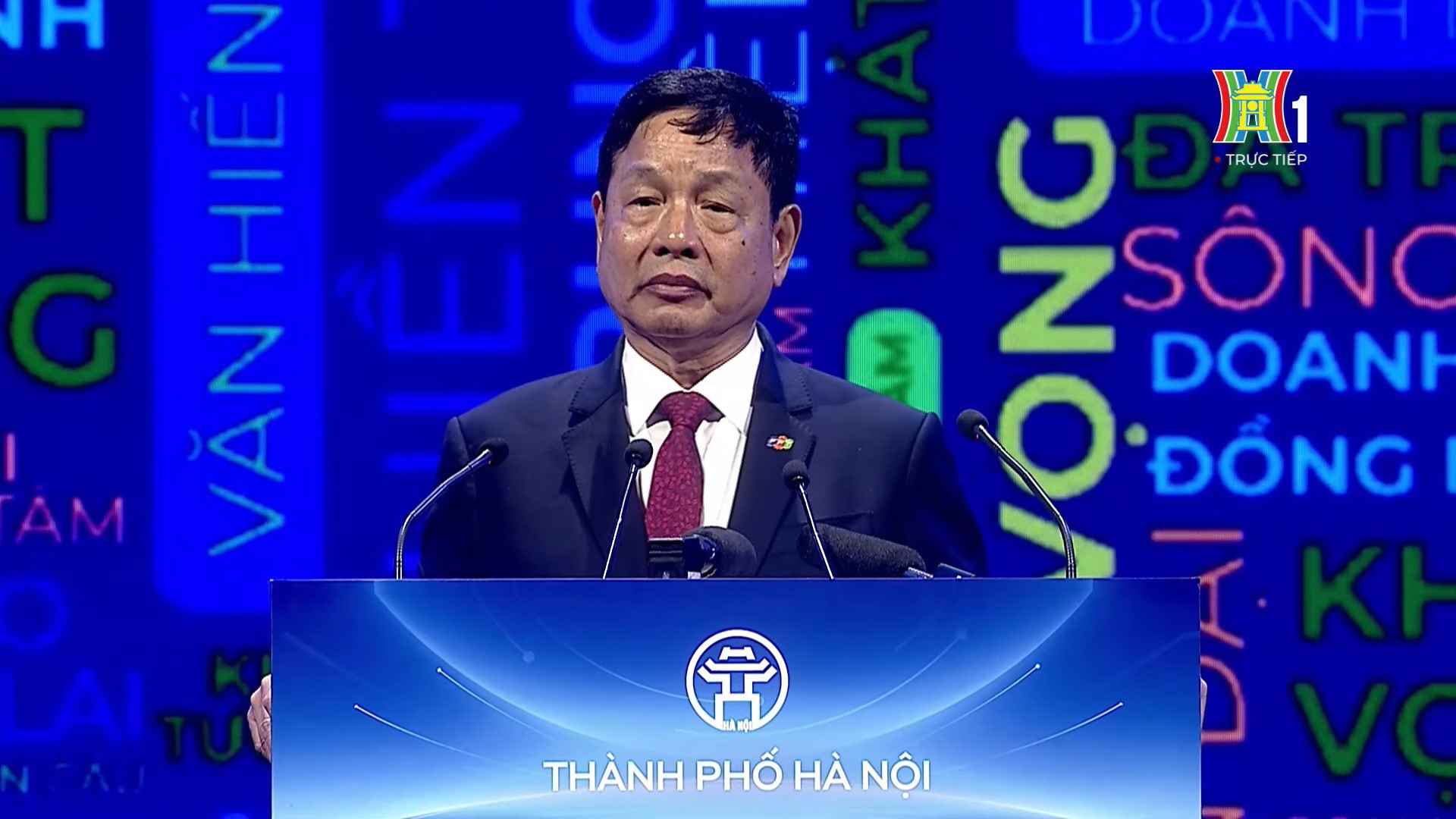 Ông Trương Gia Bình - Chủ tịch FPT phát biểu tại hội nghị quy hoạch Thủ đô Hà Nội năm 2026