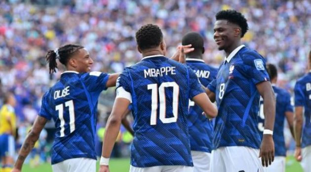 Đội tuyển Pháp ăn mừng chiến thắng trước Thụy Điển tại World Cup 2026.