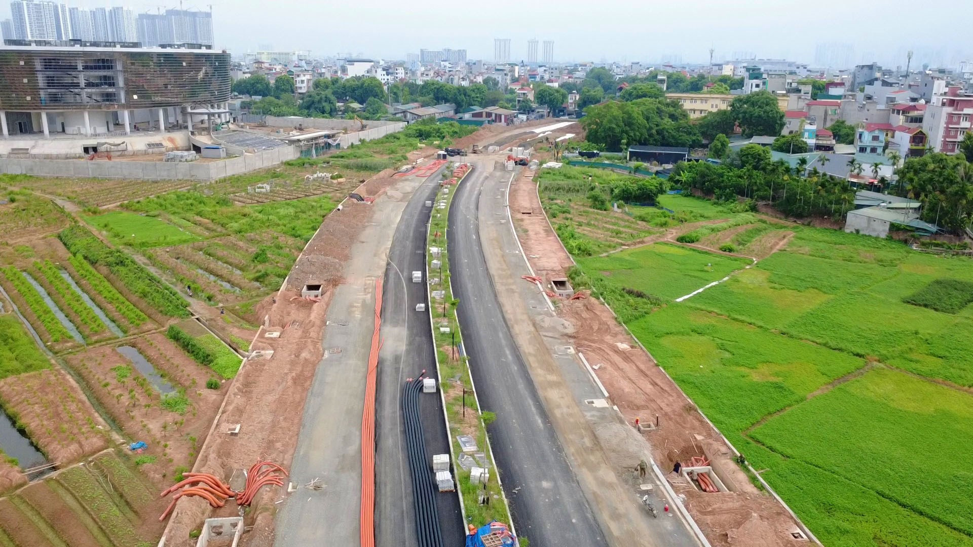 Mặt đường 70 đã được thảm nhựa