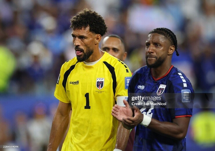 Các cầu thủ Cape Verde ăn mừng hành trình lịch sử tại World Cup