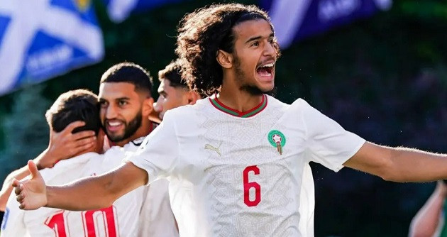 Ayyoub Bouaddi possui estatísticas impressionantes entre os jogadores com menos de 18 anos na Europa.