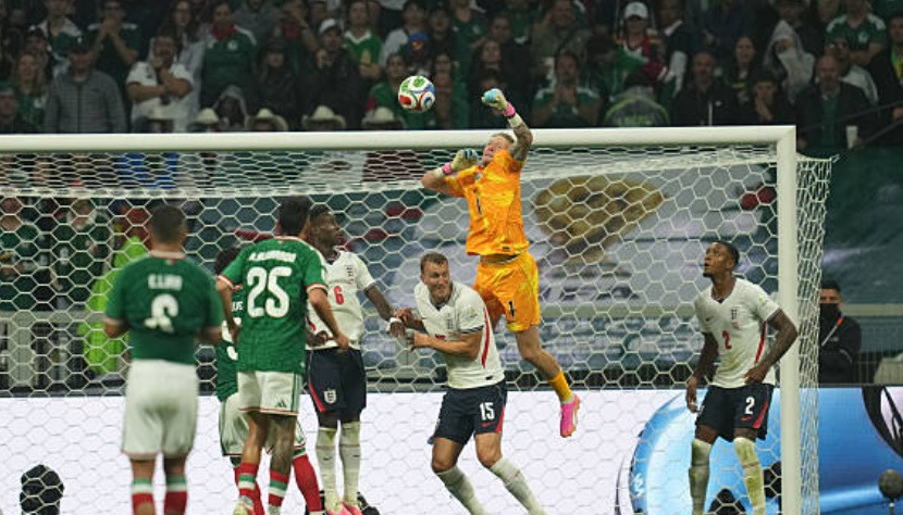 Jordan Pickford cứu thua xuất sắc cho tuyển Anh