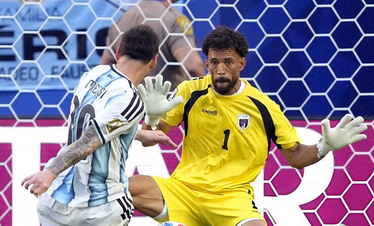 Vozinha đối đầu Messi tại World Cup 2026