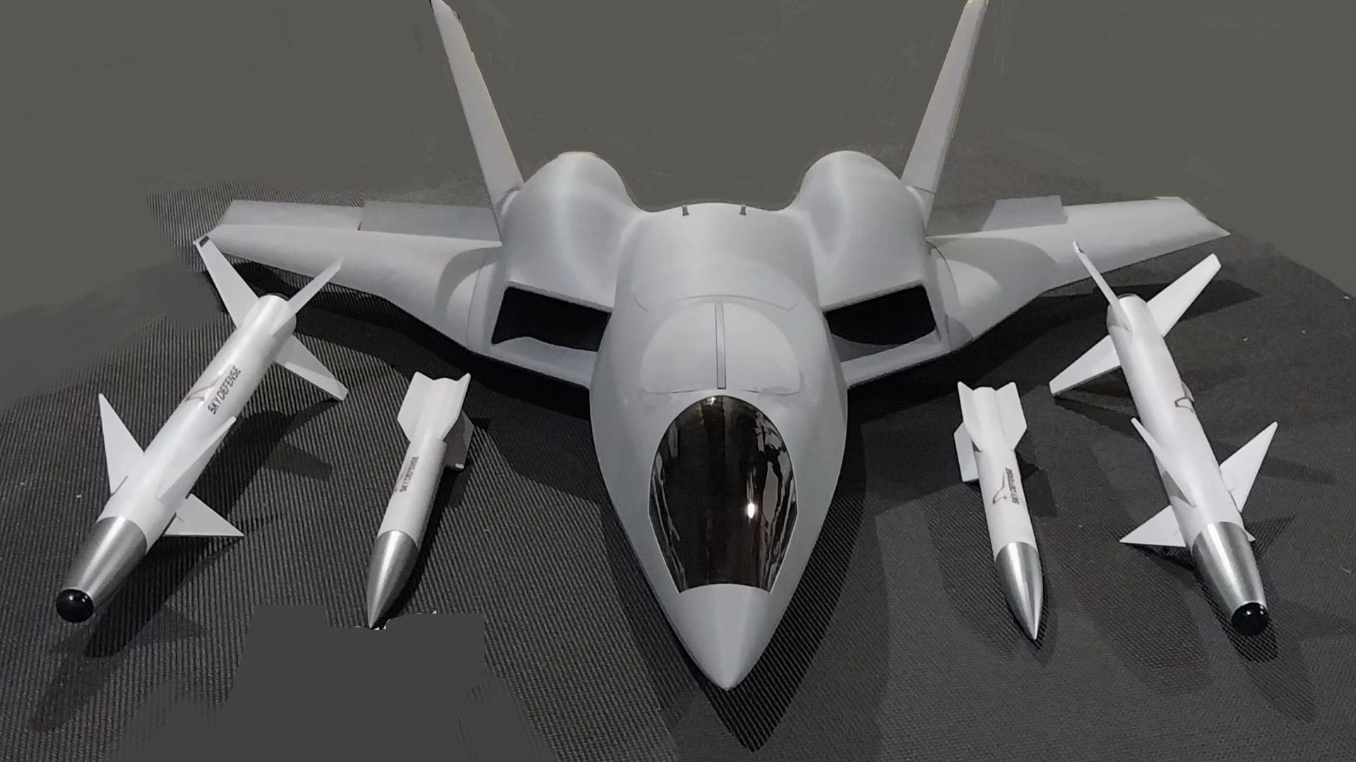 CobraJet là mẫu máy bay đánh chặn in 3D