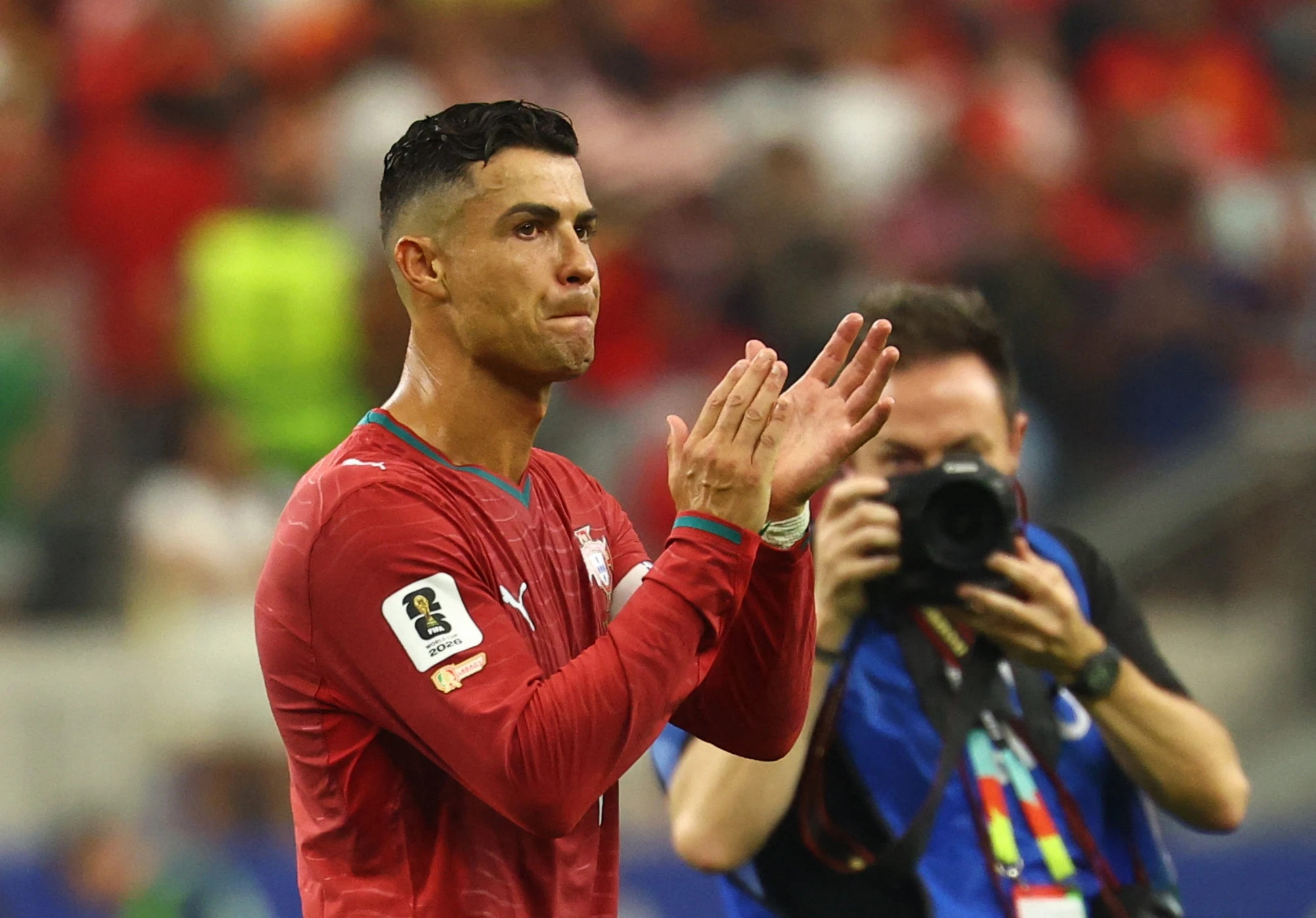 Cristiano Ronaldo khóc sau trận thua Tây Ban Nha tại World Cup 2026