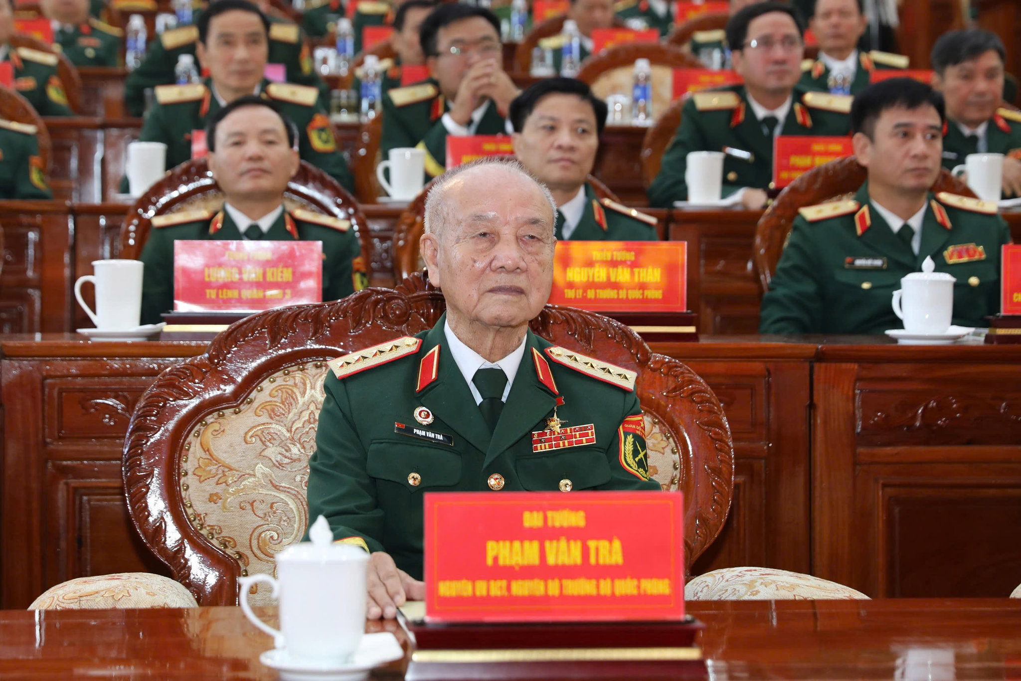 tra.jpg