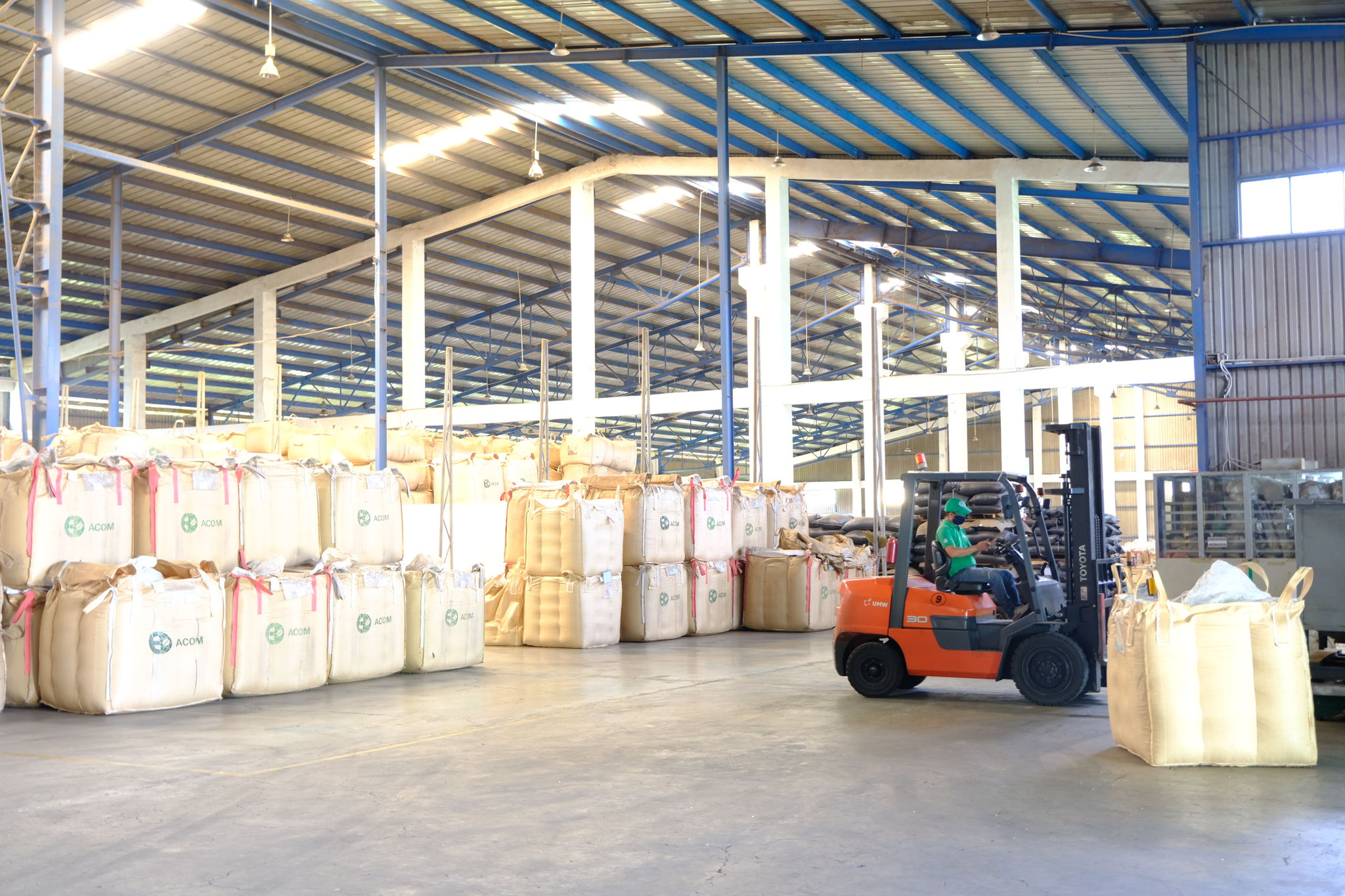 Doanh nghiệp tỉnh Lâm Đồng đẩy mạnh phát triển chế biến cà phê chất lượng cao 