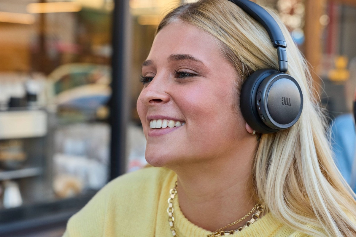 Công nghệ chống ồn True Adaptive Noise Cancelling 2.0 trên JBL Live