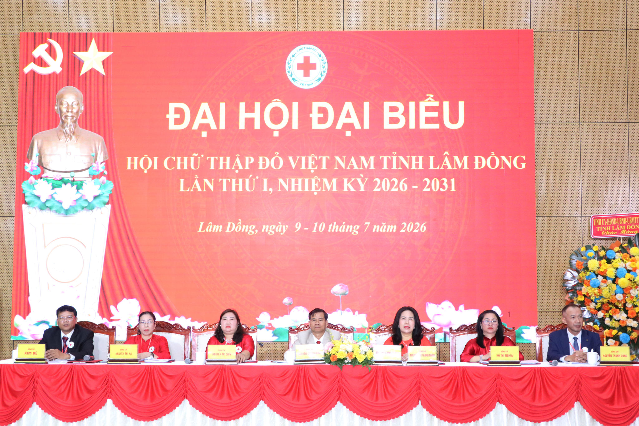Dai hoi ctd 24