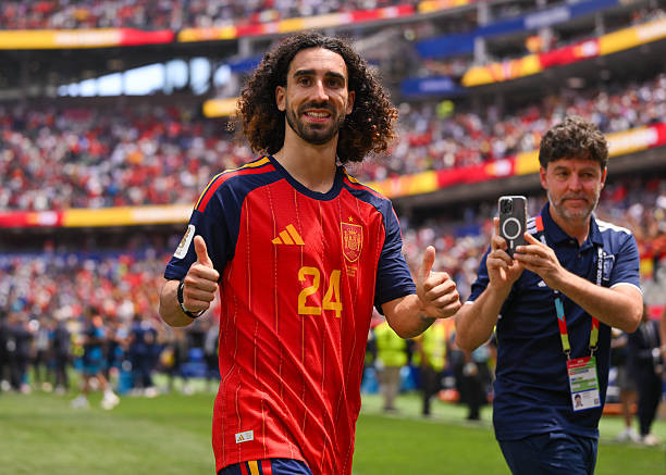 Marc Cucurella bám biên hỗ trợ tấn công hiệu quả